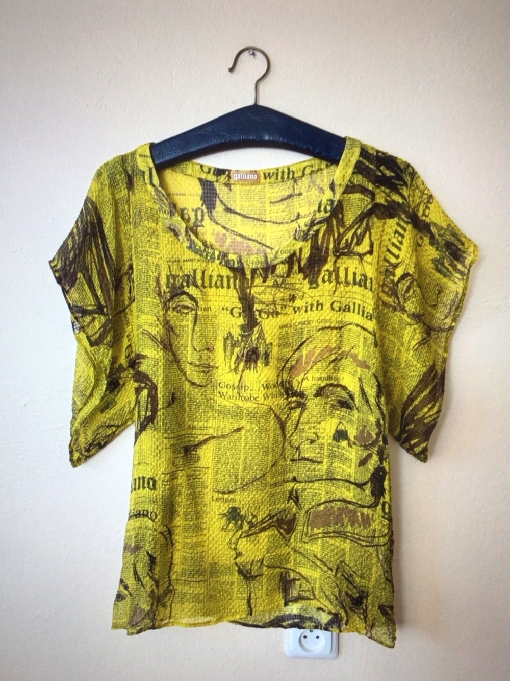John Galliano Yellow Graphic Newspaper-Print Short Sleeve Tee